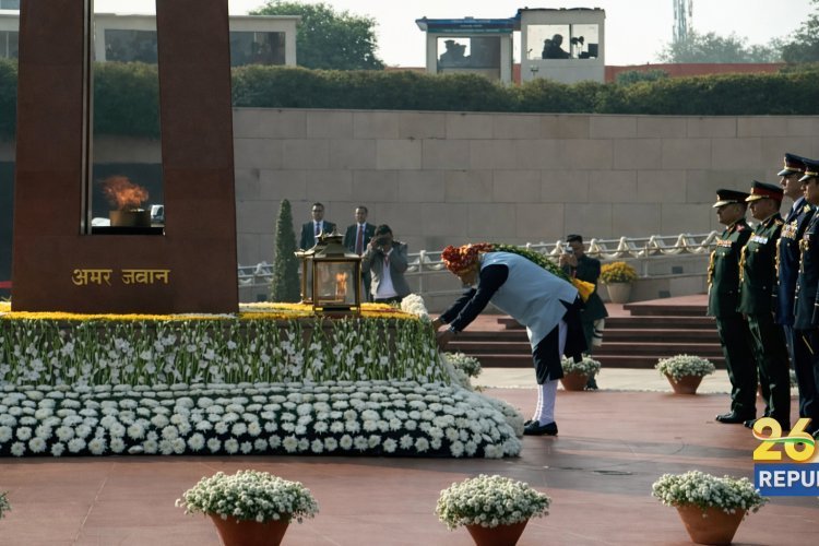 Prime Minister Pays Tribute at National War Memorial on Republic Day