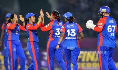 Women’s Premier League: Delhi Capitals Storm into Final After Beating Gujarat Giants