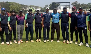 CRICKET NOT AT BACK FORTY AS CDVCA AND CDCA TAKE FIELD