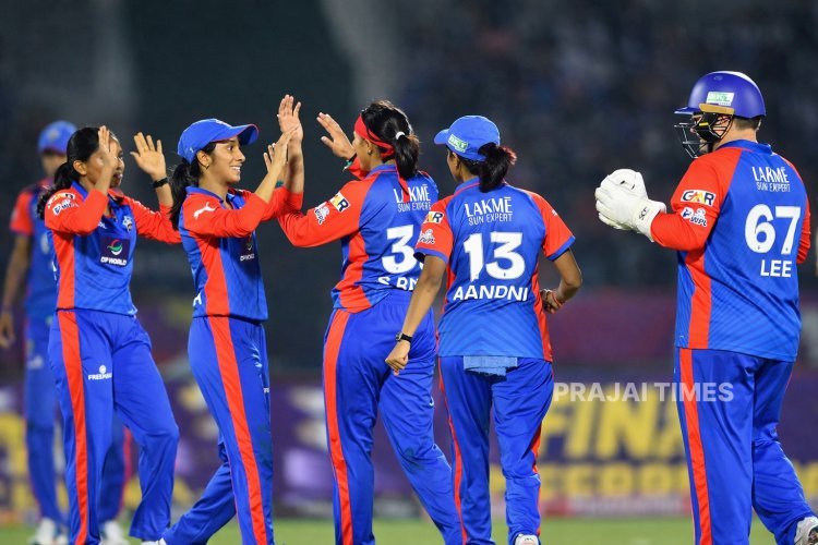Women’s Premier League: Delhi Capitals Storm into Final After Beating Gujarat Giants